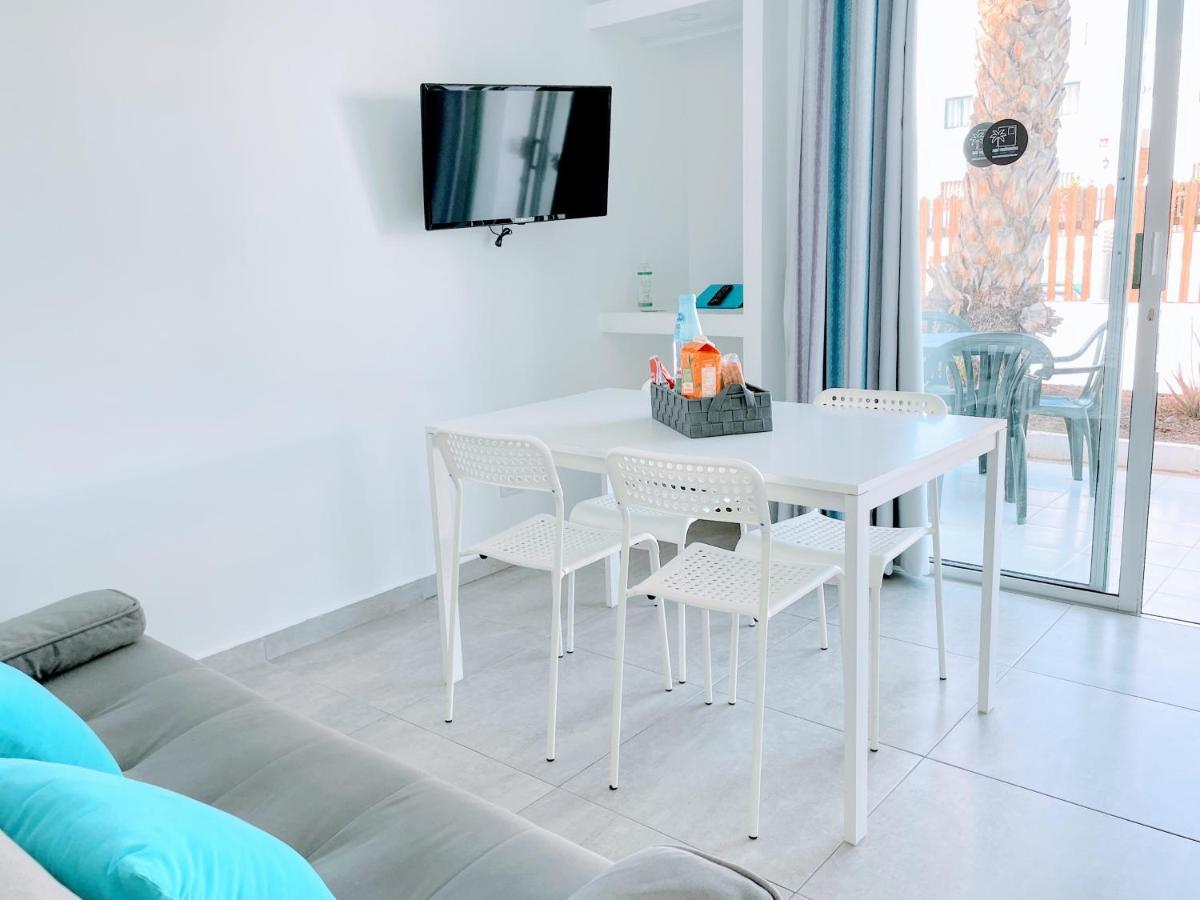 Blue Island Pool View & Wi-Fi By Irent Fuerteventura Apartment Corralejo Exterior photo